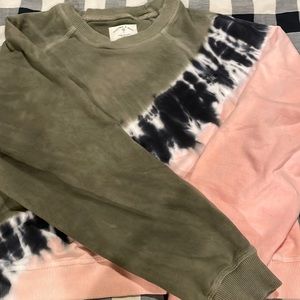 Electric & Rose sweatshirt. Worn once great condition. Size medium